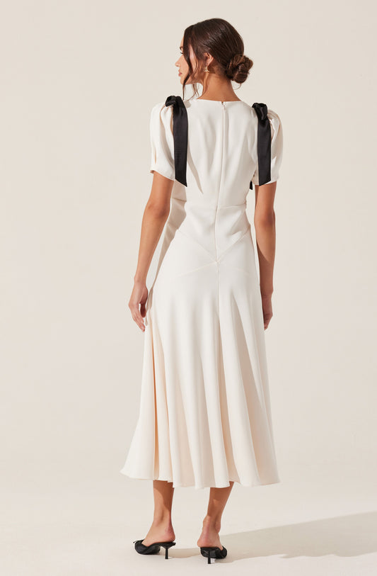 Vestido Celia™ | Elegancia atemporal con un toque moderno