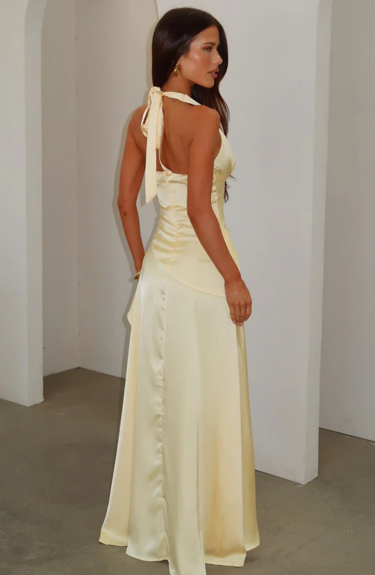 Vestido Carmen Elegancia seductora WESS