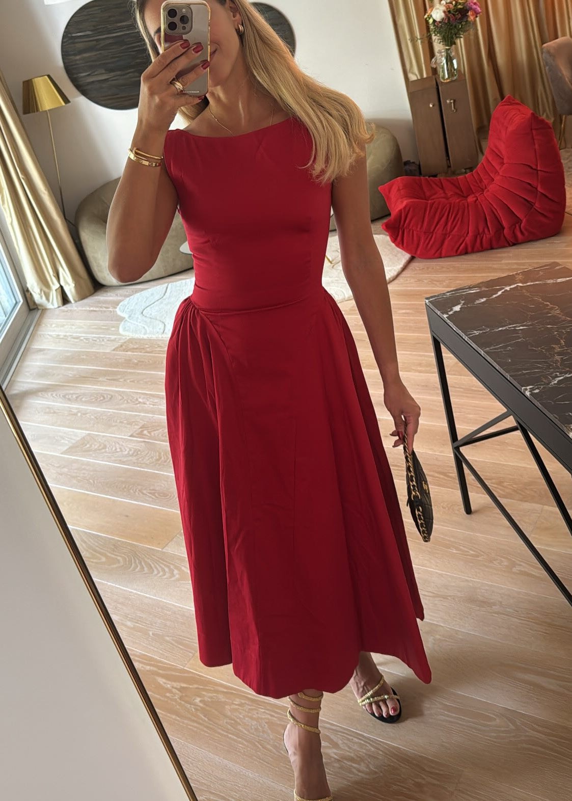 Vestido Loreto Elegancia eterna en rojo WESS