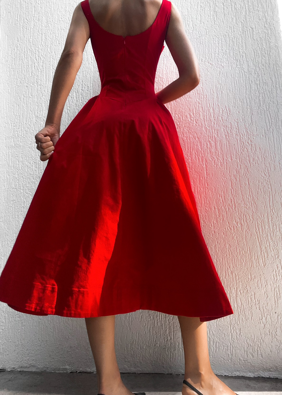 Vestido Loreto Elegancia eterna en rojo WESS