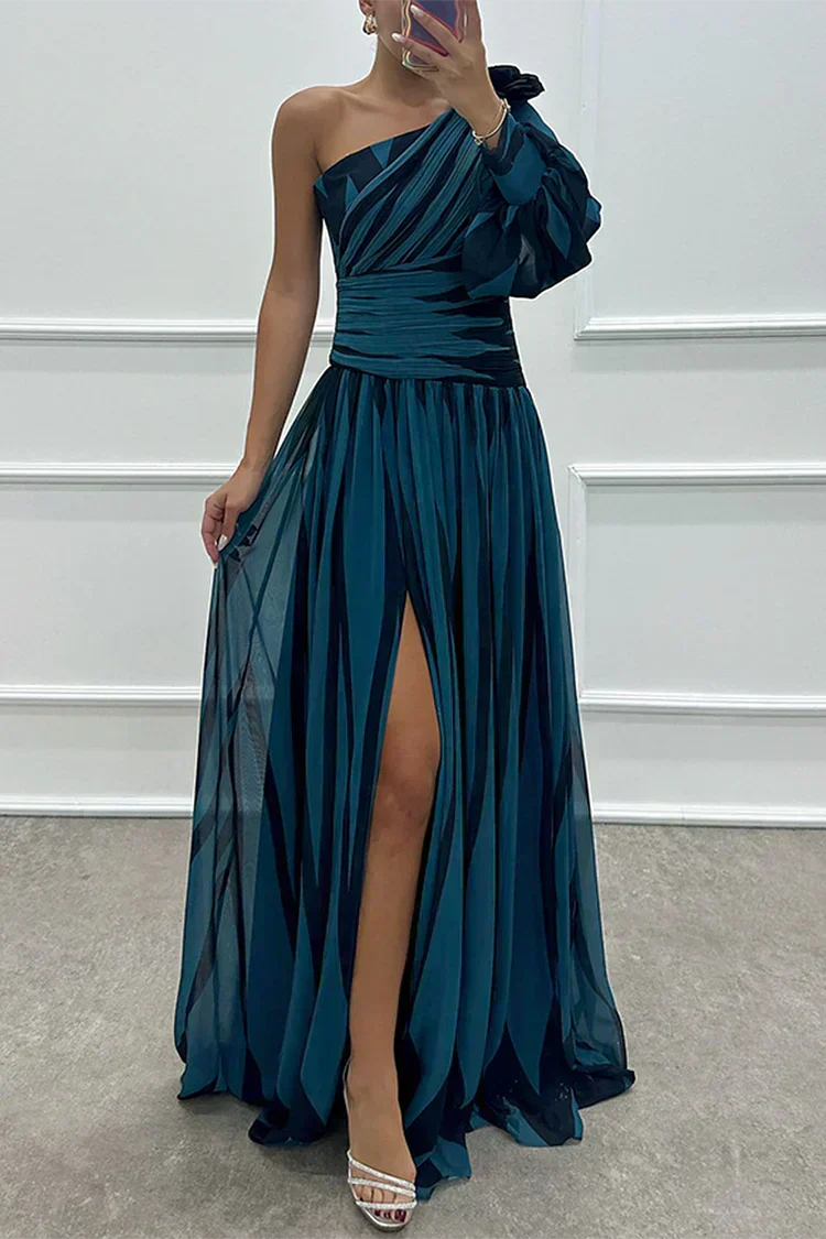 Vestido Shiloh™: rayas elegantes y un diseño asimétrico moderno