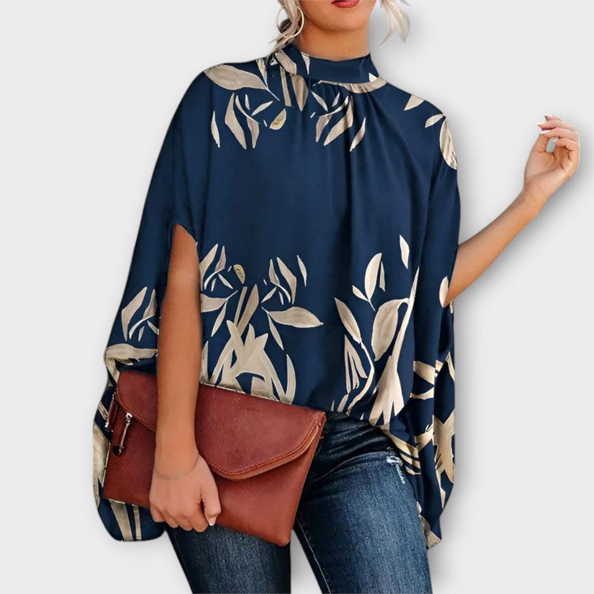 Lourdes Blusa Versátil WESS