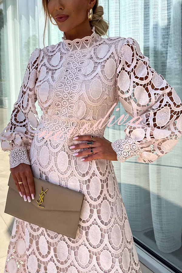 Vestido Noor™: Encaje romántico que irradia elegancia
