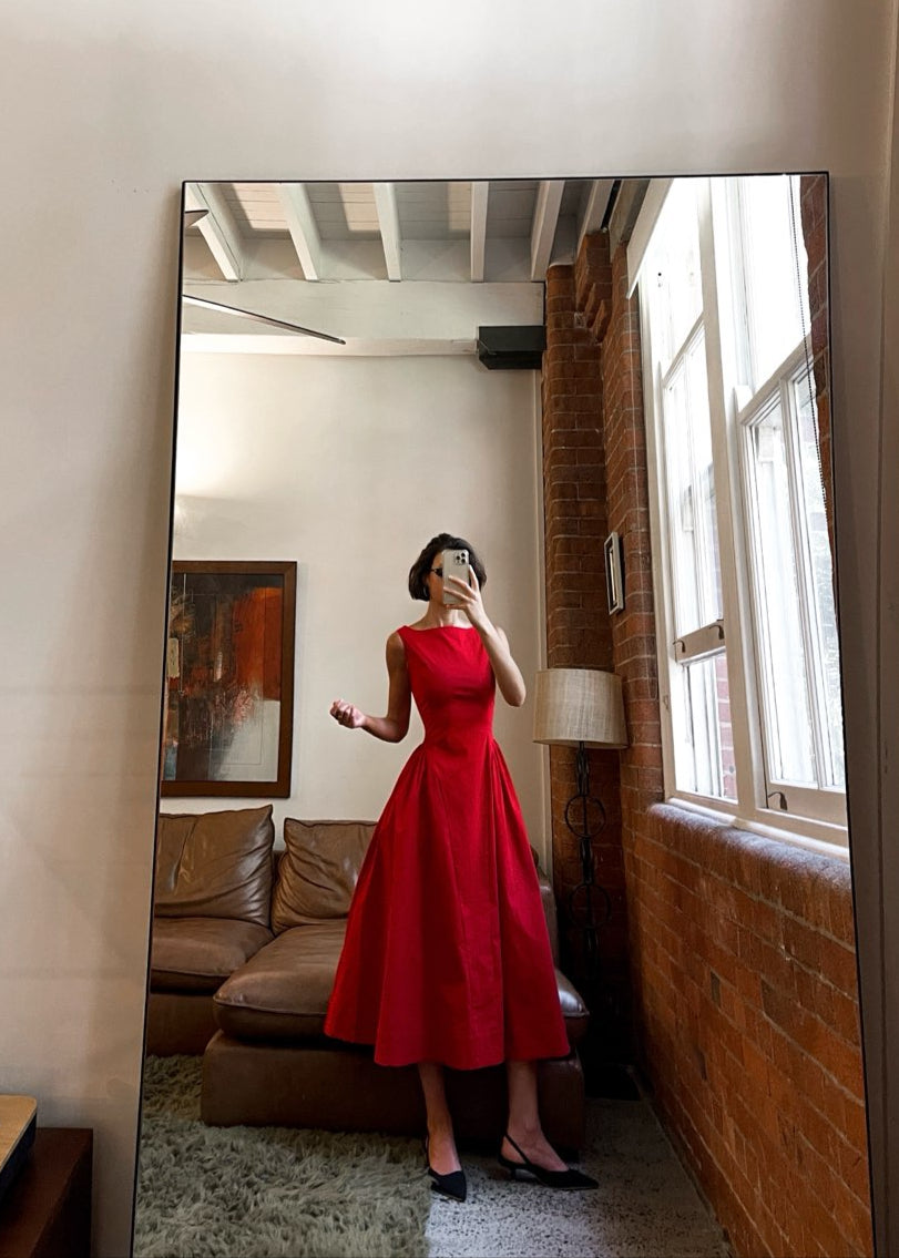 Vestido Loreto Elegancia eterna en rojo WESS