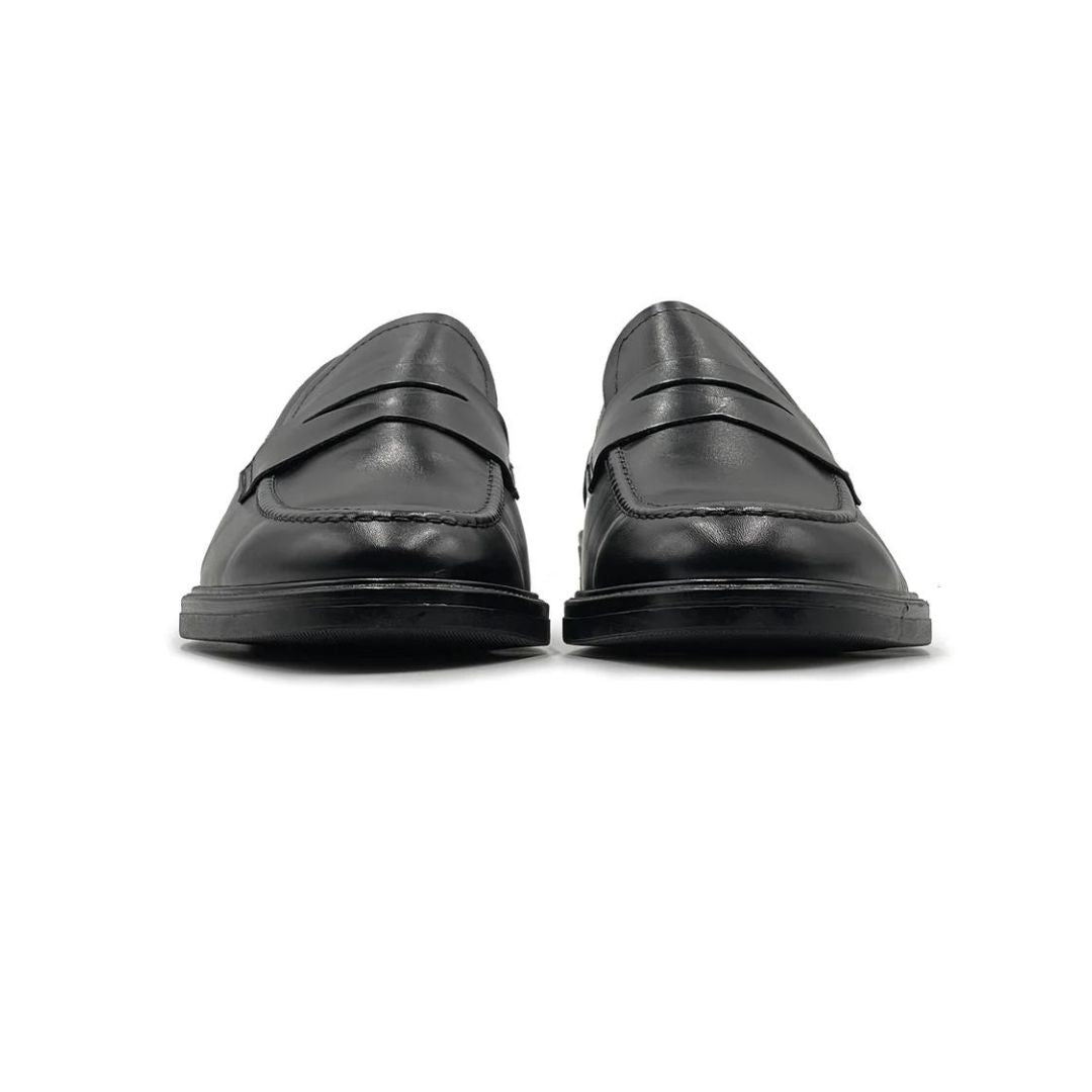 Mateo – Zapato Loafer Clásico y Elegante