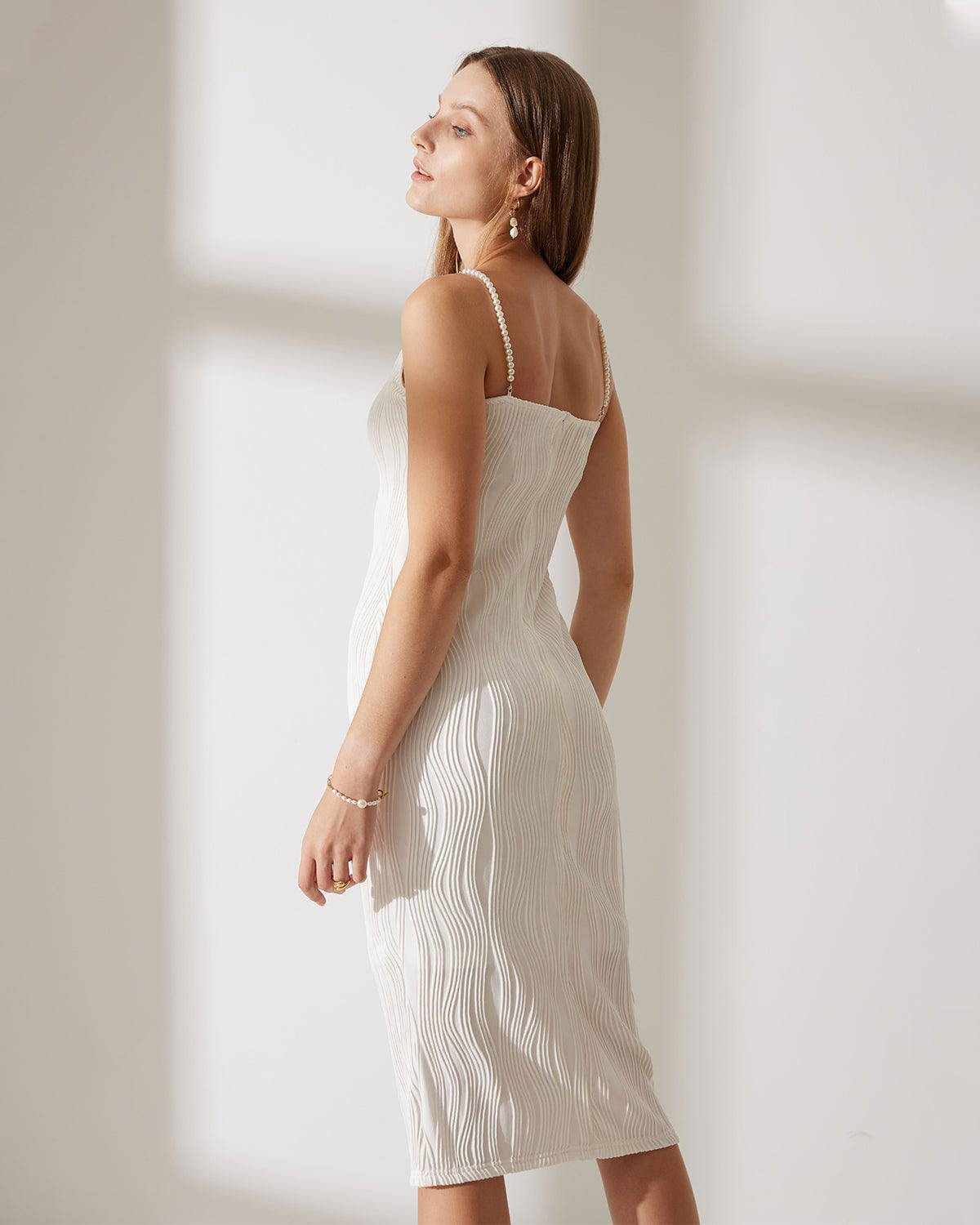 Vestido Laura™: Elegancia sutil y textura sofisticada