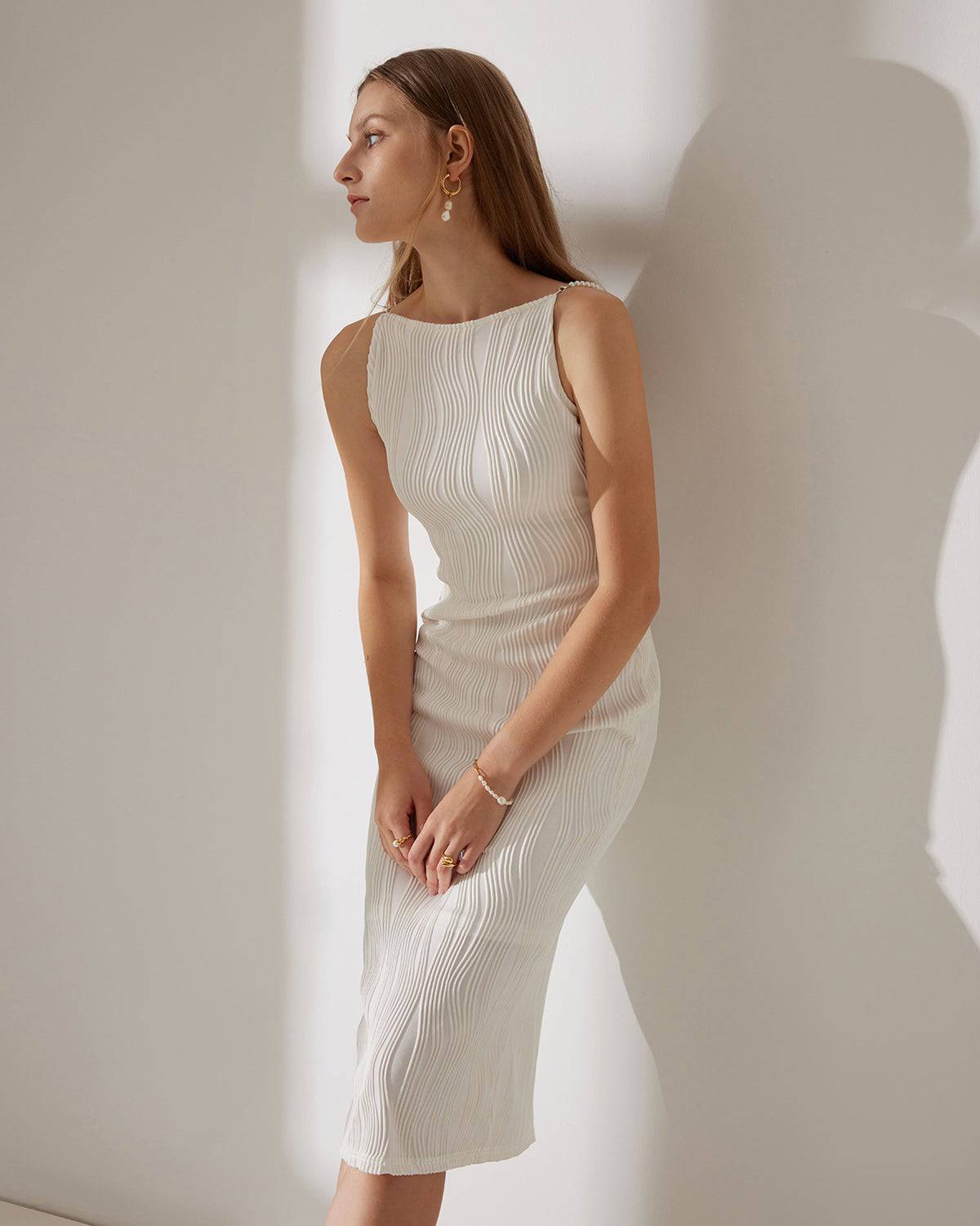 Vestido Laura™: Elegancia sutil y textura sofisticada