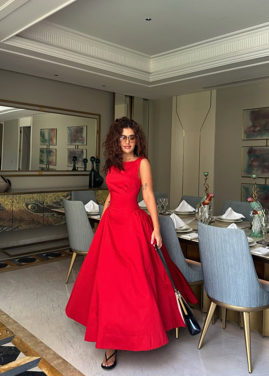 Vestido Loreto Elegancia eterna en rojo WESS